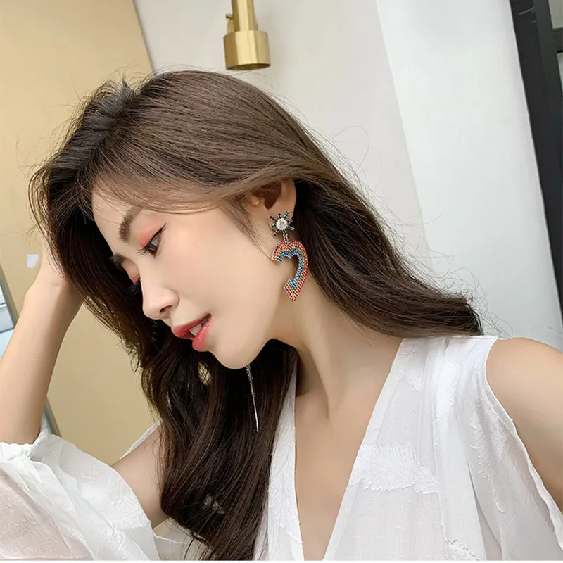 

DREJEW Rainbow Heart Star Triangle Rhinestone Statement Earrings 2019 Long Tassel Drop Earrings for Women Fashion Jewelry HE2841