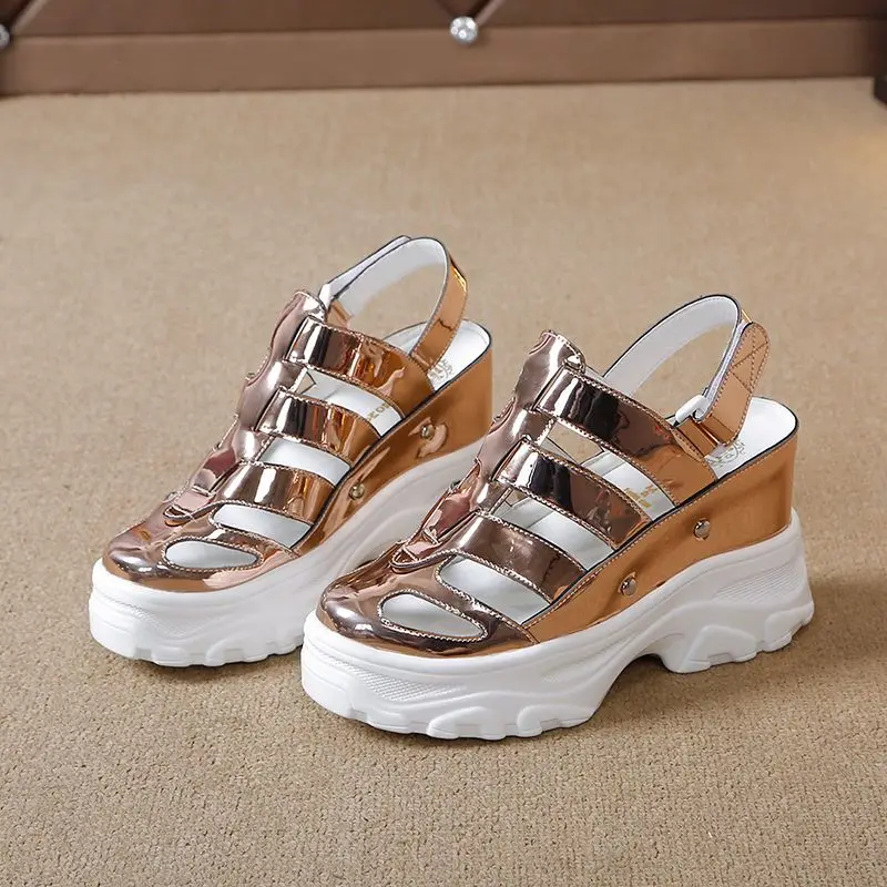 YeddaMavis женские босоножки Цвета: золотистый принт Женская обувь-гладиаторы летние