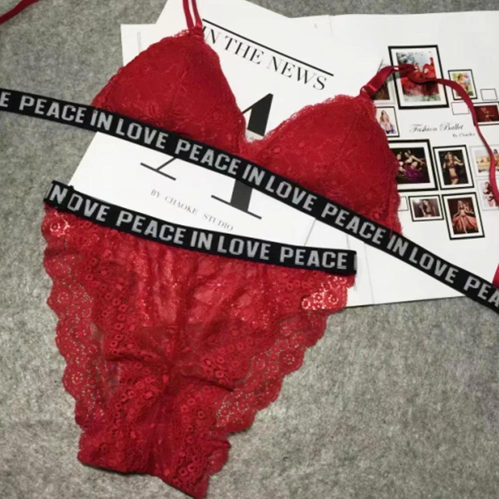 Комплект кружевного нижнего белья с чашками пуш ап и трусиками|bra set|fashion bra setgirl set |