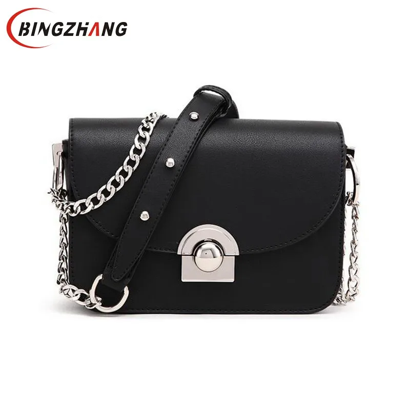 Летняя сумка от известного бренда женская сумка-мессенджер с цепочками