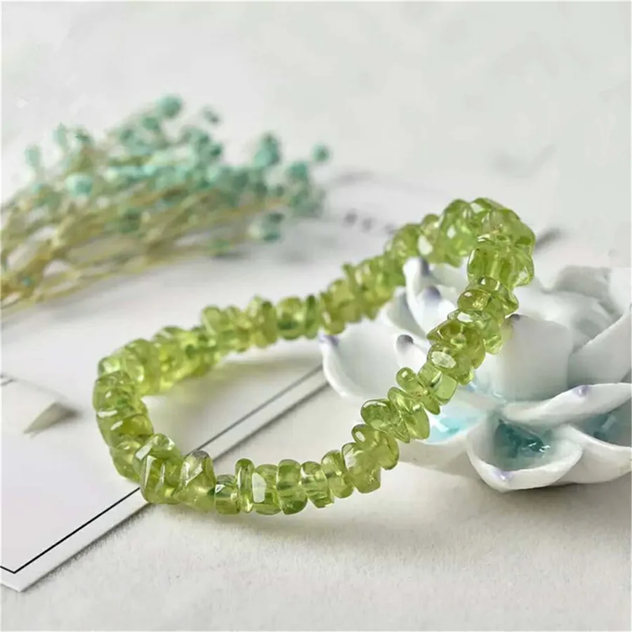 Браслет из натурального перидота для мужчин и женщин стрейчевый зеленый