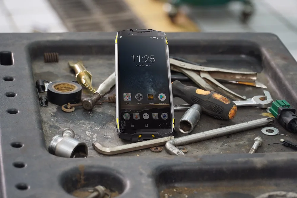 Blackview BV6800 pro 6580 мАч IP68 Водонепроницаемая камера 16 МП NFC Беспроводное зарядное устройство 5," 18:9 смартфон 64G MT6750T Android 8,1