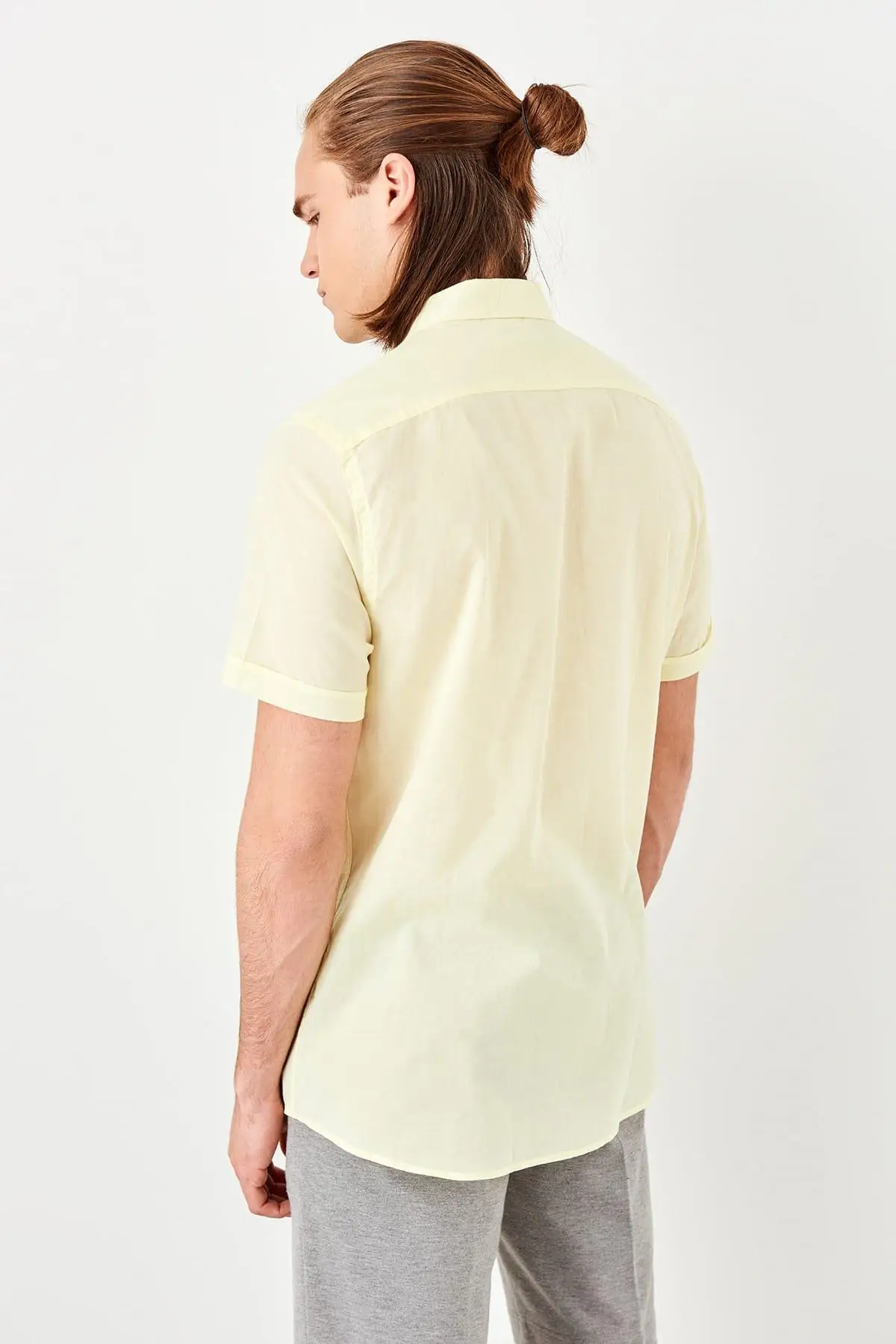 Trendyol желтая Мужская рубашка с коротким рукавом и воротником Fileto карманами