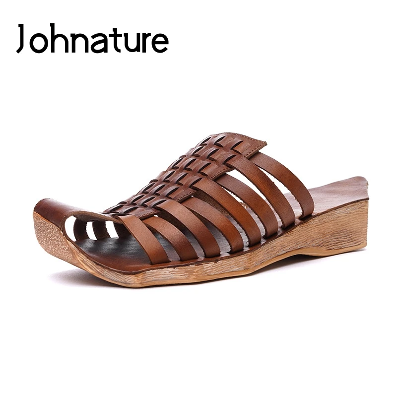 Женские летние шлепанцы Johnature из натуральной кожи на плоской подошве | Обувь