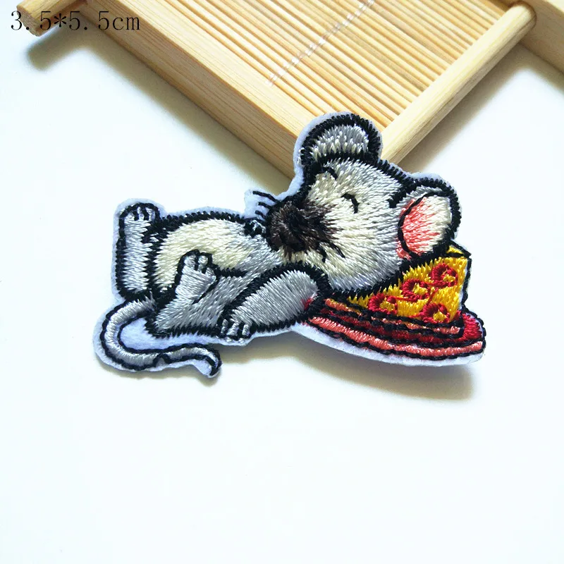 Труба Мышь вышивка патчи diy мультфильм животных одежда украшения Патчи D-005 | Дом и