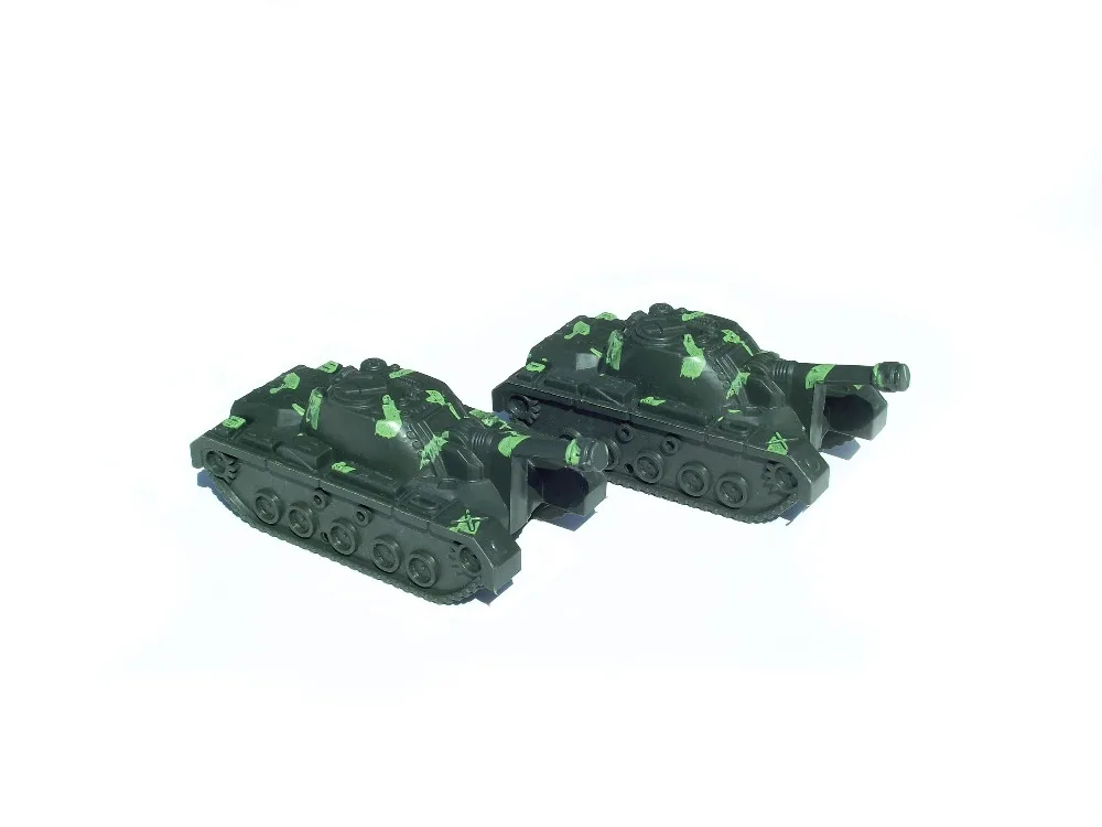 

Military model World of Tanks Heavy Tank Model plastic 1pcs/set 11.5*5*4cm Holiday gifts Free shipping