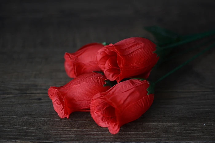 The Rose 2.0 - Bond Lee One rose change to four roses magic props Fire Magie Illusions Close Up Magic tricks | Игрушки и хобби