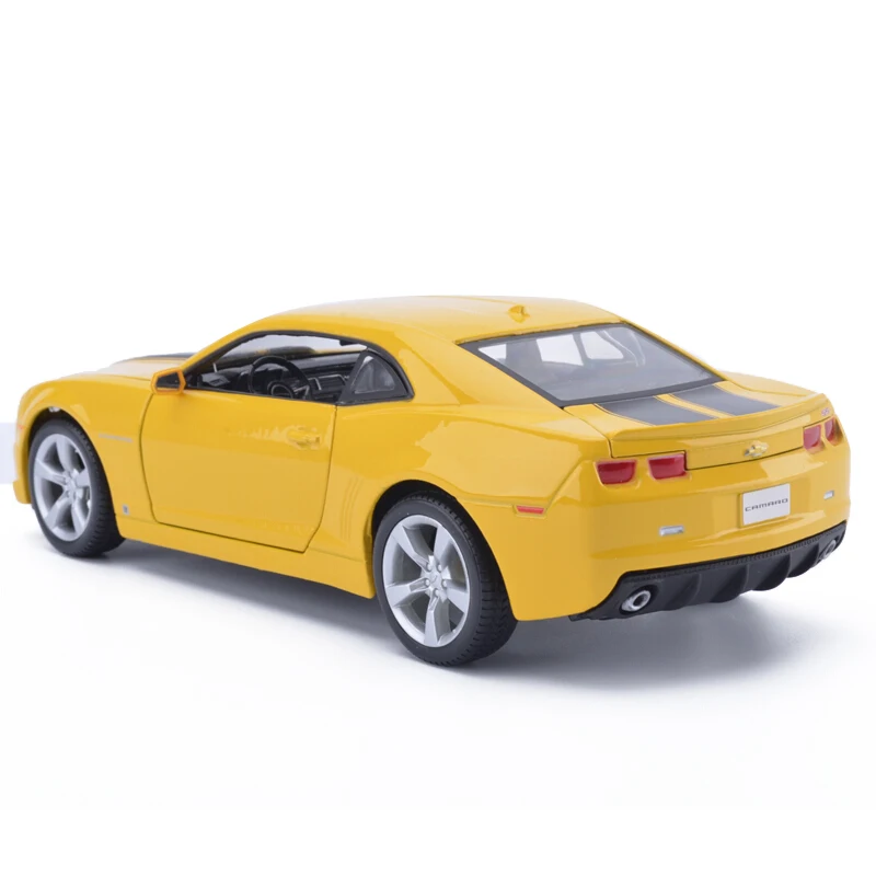 Maisto 1:24 Chevrolet Camaro ss RS Шмель 2010 литой модельный автомобиль игрушечные машинки
