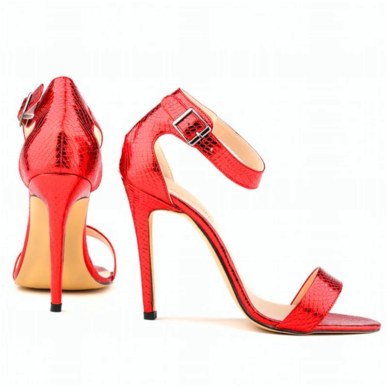 Женские босоножки на высоком каблуке с леопардовым принтом под крокодиловую