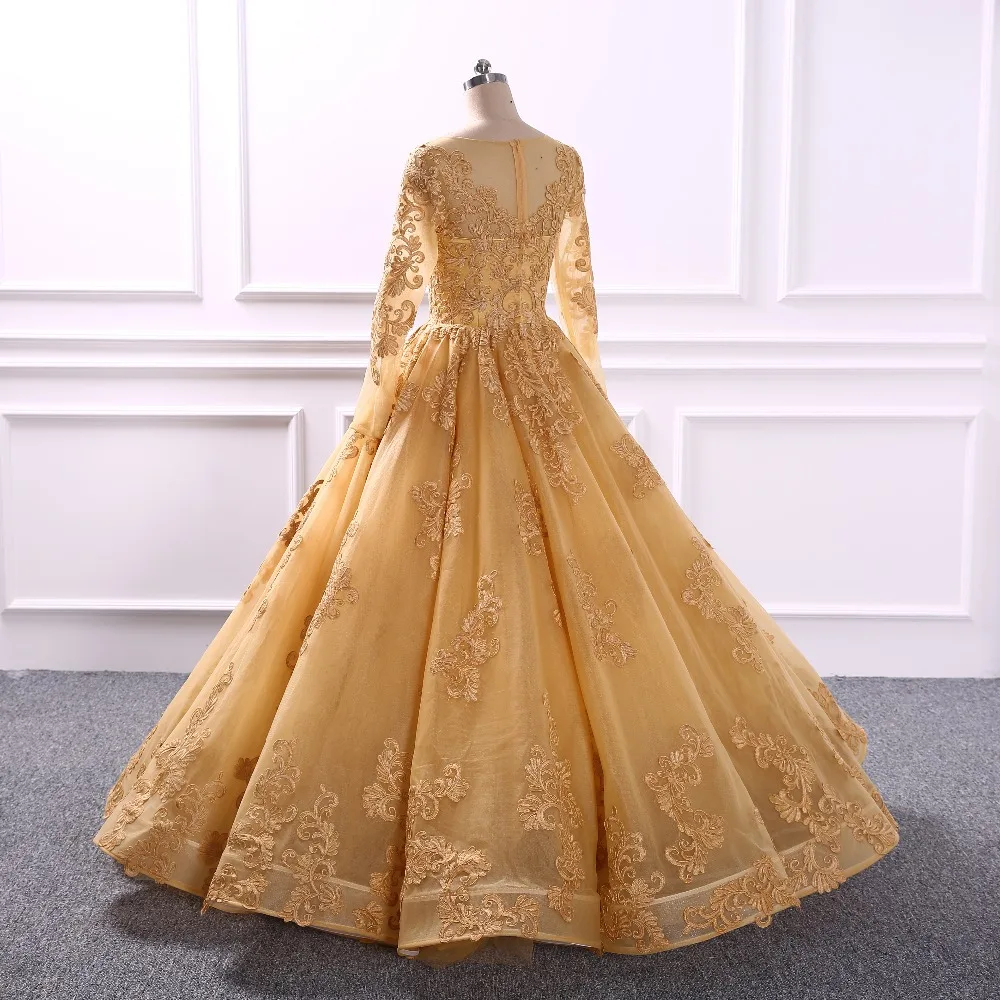 

2020 Long Sleeve Luxury Lace Appliques Flowers Puffy Champagne Quinceanera Dress Party Dress Vestido de Novia robe de soiree