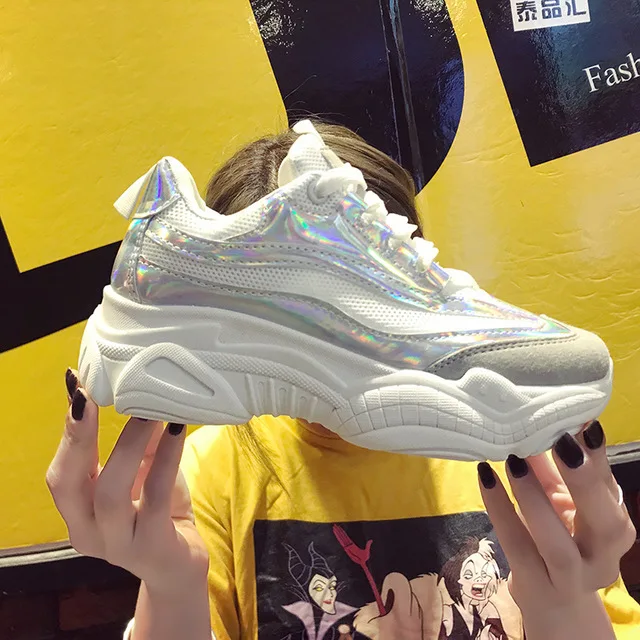 Женская обувь женская с лазером Цвет ослепительный на шнуровке Sapatos Mujer de Zapatos