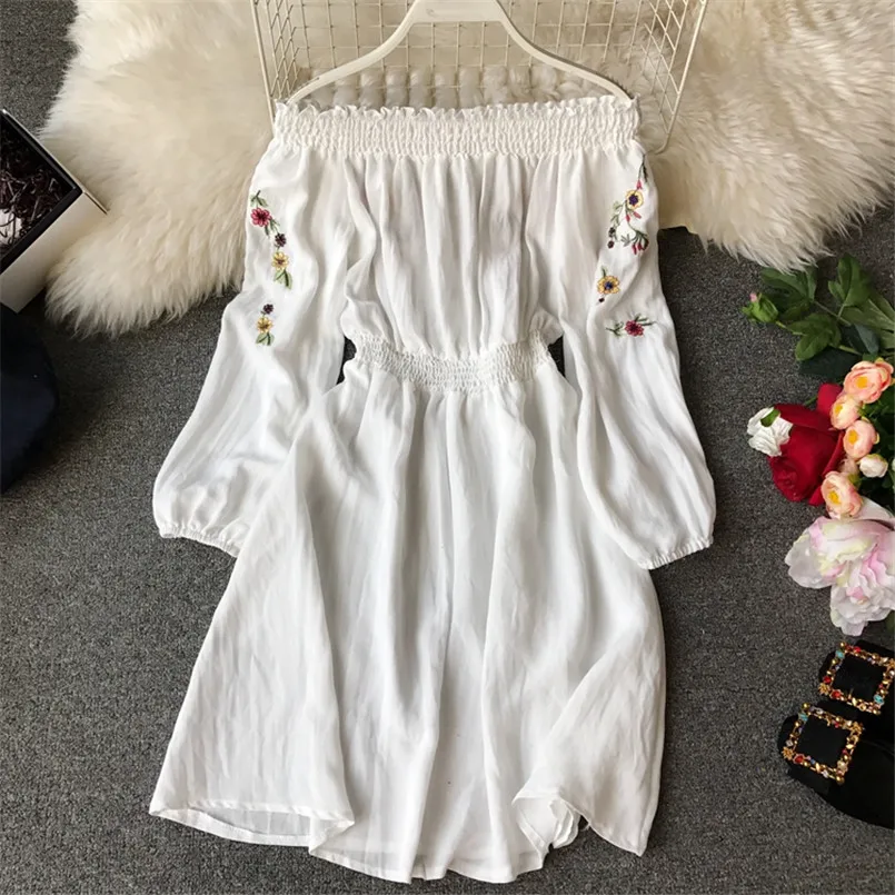 2021 с открытыми плечами сексуальное Vestidos Сезон весна-лето Платье вышитыми цветами