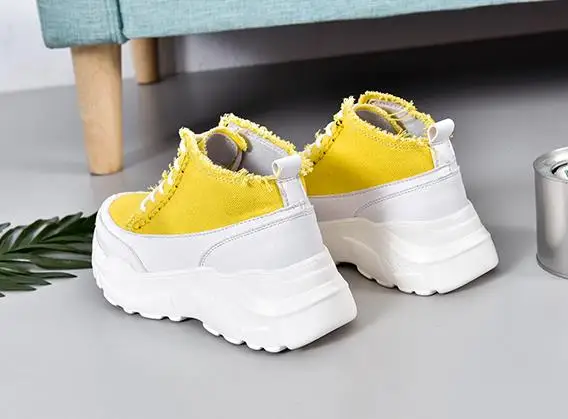 Брендовые дышащие женские кроссовки; tenis feminino; повседневная Летняя обувь белого цвета; женская обувь на толстой подошве; женская обувь на массивном каблуке