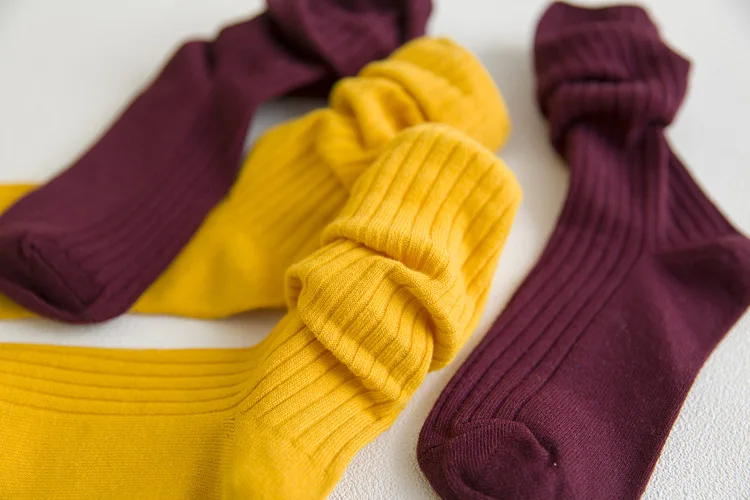 New Arrive Harajuku Retro Women Cotton Loose Socks for Autumn Winter In Tube Korean Pure Color Yellow Designer Christmas Cute