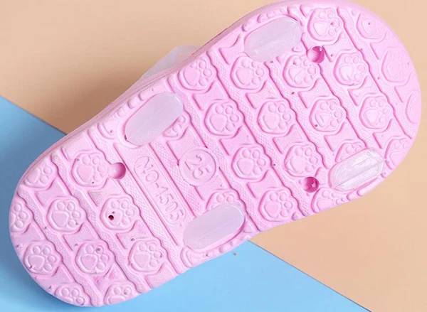 

kids shoe sandals summer hot children rain shoes beach sandal PVC slippers new cheap soft closed toe bunny bear massage