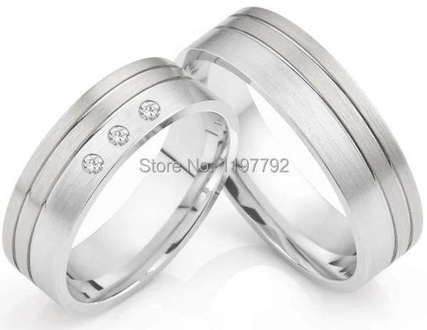 

luxury custom size 5 to 13 solid Titanium Wedding Rings for him and her