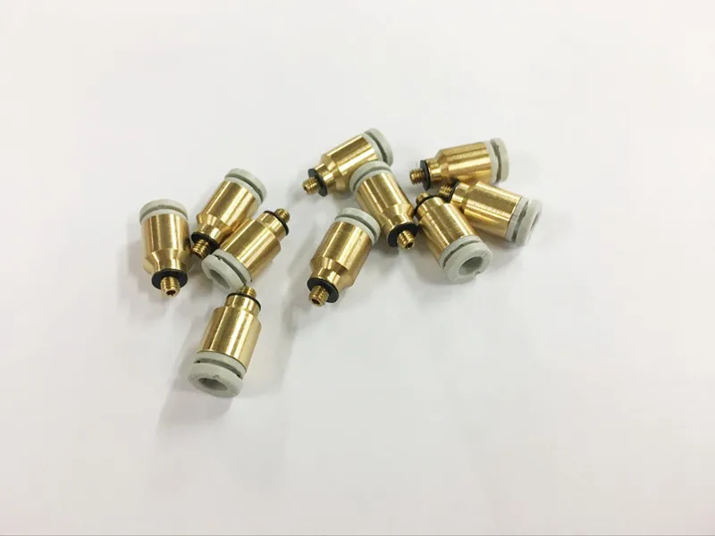 Быстроразъемные фитинги PC 4M5 наружный диаметр 4 мм/наружный M5 черный