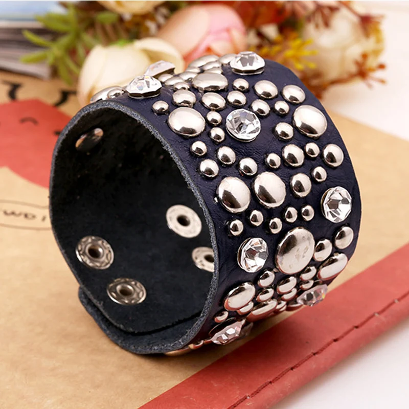 Женские и мужские браслеты из натуральной кожи