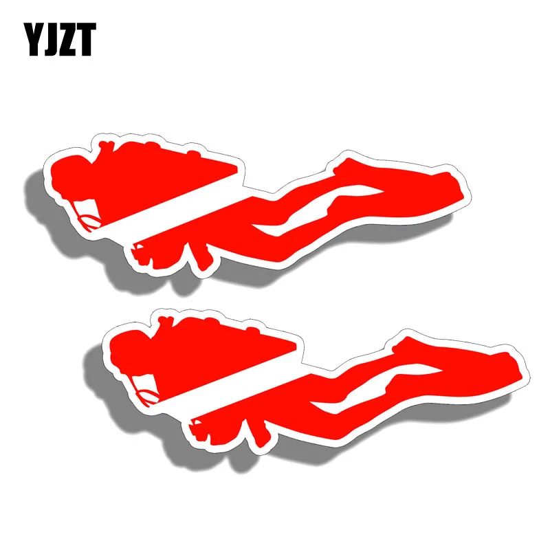 

YJZT 2x13,3 см * 4 см Индивидуальная наклейка с подводным плаванием и силуэтами, забавная ПВХ автомобильная наклейка 12-0509