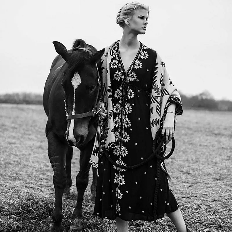 Женское богемное Платье макси с цветочной вышивкой v образным вырезом и