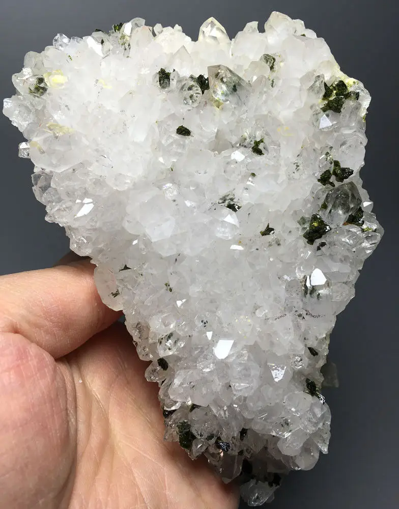 743gNatural GREEN Epidote Crystal & Cluster грубый камень образец горной породы Хрустальное