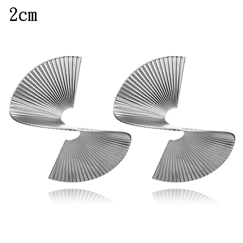 EA2166Silver Новые необычные геометрические Спиральные серьги для женщин, Преувеличенные металлические серьги-гвоздики в стиле панк, модные ювелирные изделия, массивные серьги - Окраска металла: EA2166Silver