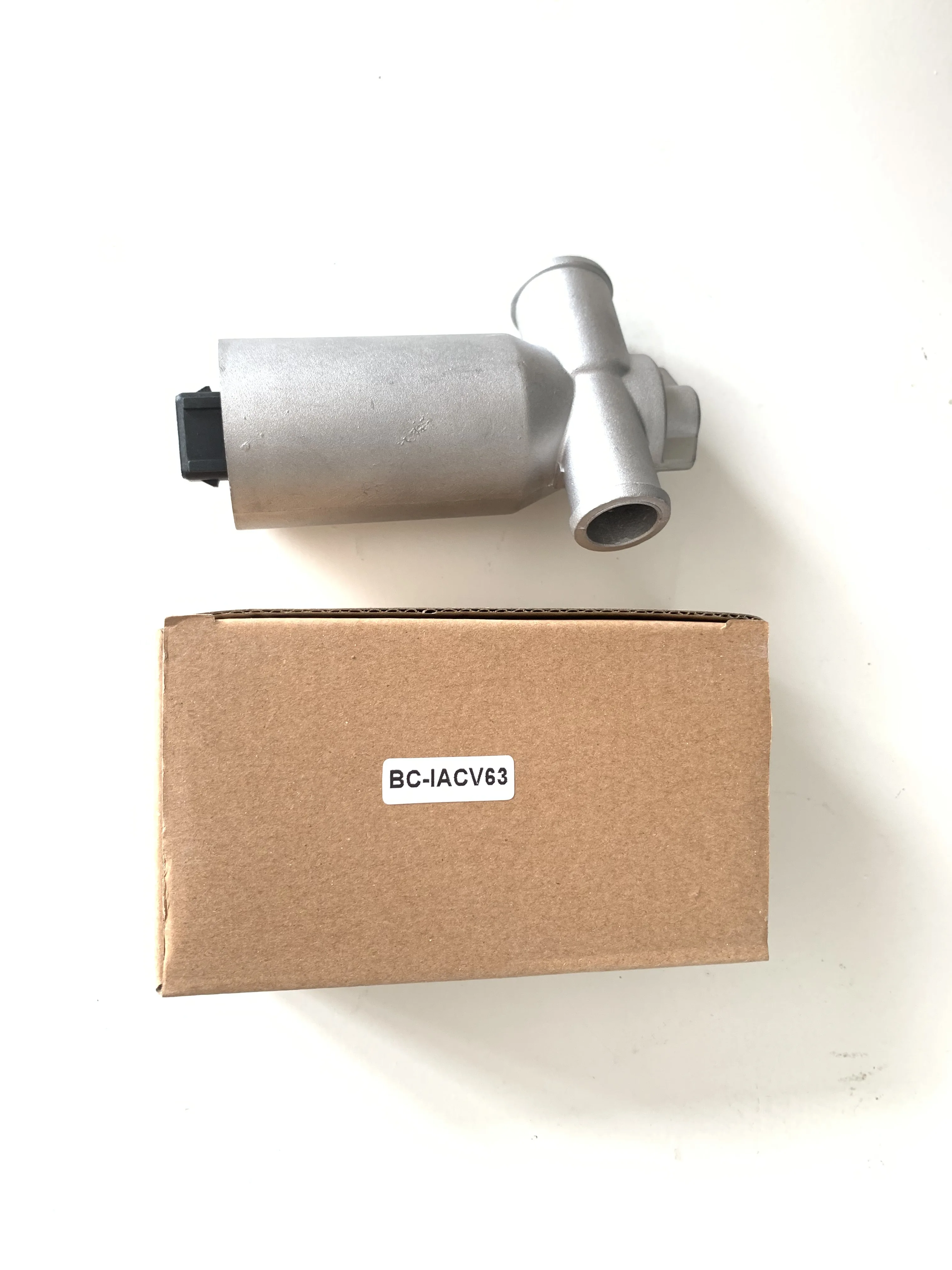 Idle air Control Valve For Volvo C70 V70 V90 S70 S90 850 960 7433531803 0280140542 3531803 7409454745 9454745 2H1378 1903-310856 |