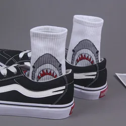 Весна уже близко, а это значит – пора обновлять гардероб с AliExpress!

Носки