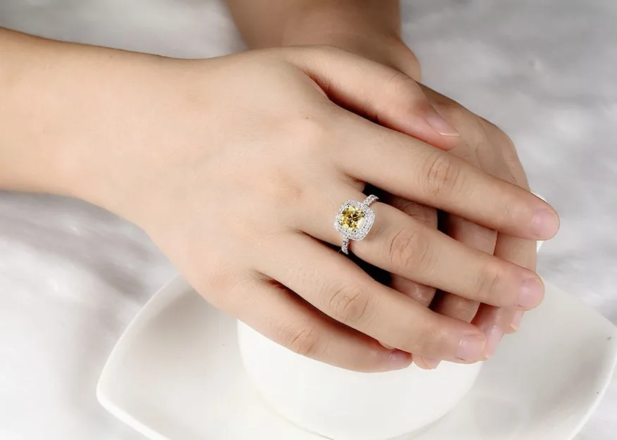 

Fabulous Halo Style 1CT Yellow Cushion Female Female Statement Marriage Ring Pure 18K White Gold Au750 Fine Jewelry
