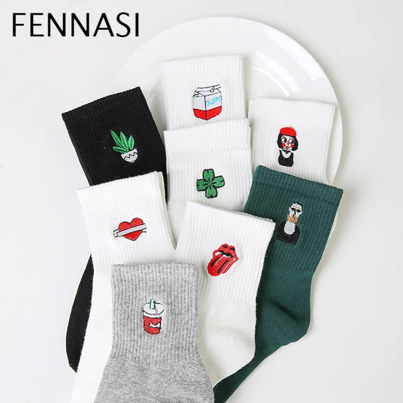 

FENNASI/4 пары, Harajuku, белые короткие забавные женские Носки с рисунком, хлопковые чулочно-носочные изделия с вышитыми розами для девочек, студен...
