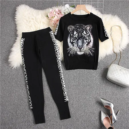 Черный ALPHALMODA, летний трендовый вязаный свитер с тигром+ брюки-карандаш, 2 шт., вязаный костюм для женщин с коротким рукавом, трикотажные спортивные костюмы - Цвет: Черный