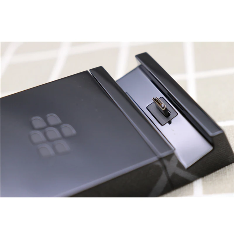 Original Sync Data Fast Charging Dock for Blackberry Priv Station Desktop Docking Charger USB Cable for Blackberry Passport
Original Sync Data Fast Charging Dock for Blackberry Priv Station Desktop Docking Charger USB Cable for Blackberry Passport