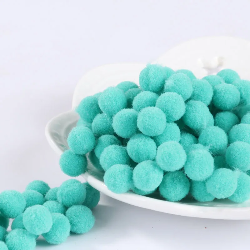 Issequins помпон 10 мм 15 мм Мягкие помпоны пушистые плюшевые поделки DIY помпоны шар меховой шар домашний декор швейные принадлежности - Цвет: 04 Dark Mint