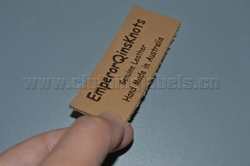 Брендовая этикетка из искусственной кожи для одежды