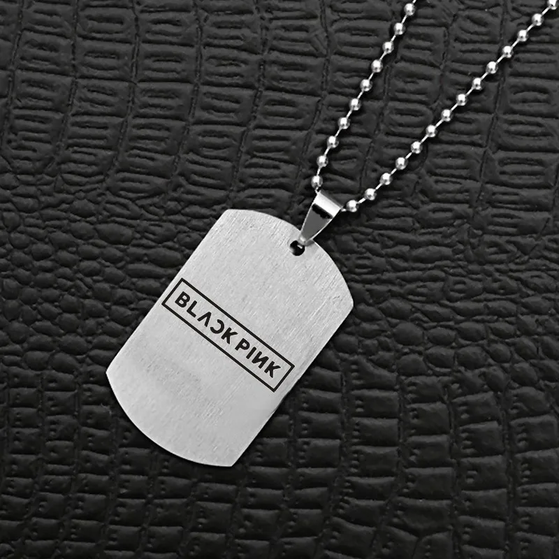 necklace 1 Корейские KPOP Девушки Группа черный розовый логотип кулон ожерелье из нержавеющей стали ювелирные изделия для женщин мужчин поклонников любовь ожерелье s - Окраска металла: necklace 1