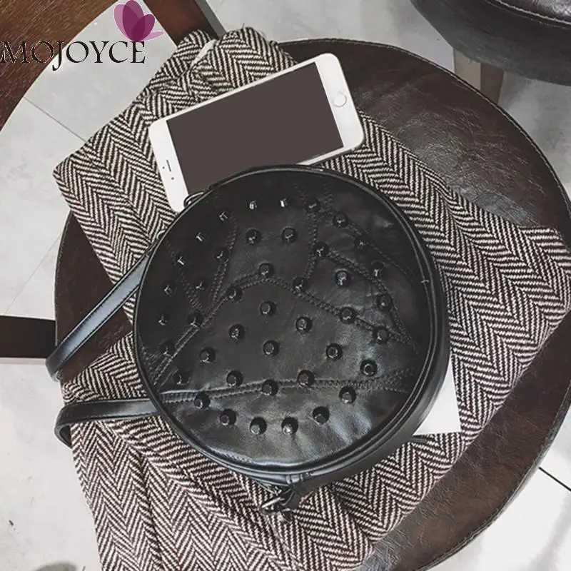 Женская сумка из овчины с заклепками, Женская милая круглая мини-сумка через плечо, женская черная сумка-мессенджер с кисточками, дорожная сумка-тоут, bolsas