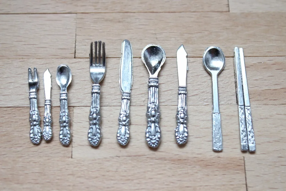 

Cute Dollhouse Miniature silver color tableware sets 9pcs