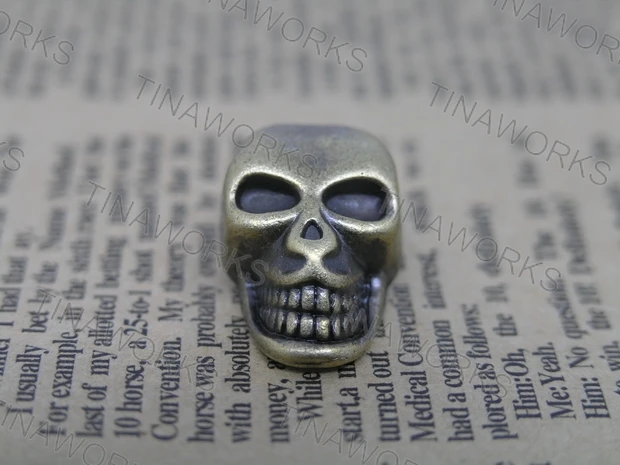 

FREE SHIPPING 15pcs Large Size Retro Antique Brass Skull Solid Metal Shank Button 16x25mm