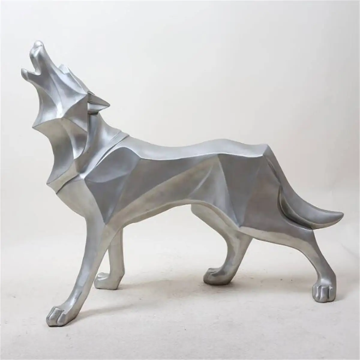 wolf silver Нордическая статуя из смолы скульптуры геометрические Львы орнамент художественные поделки абстрактный король зверей статуя волка статуэтка животного домашний декор - Цвет: wolf silver