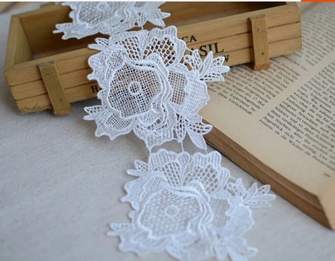 3 Meters Hot Sale 11CM Width High Quality Embroidered Lace Trim White Large Flower Floral Fabric | Дом и сад