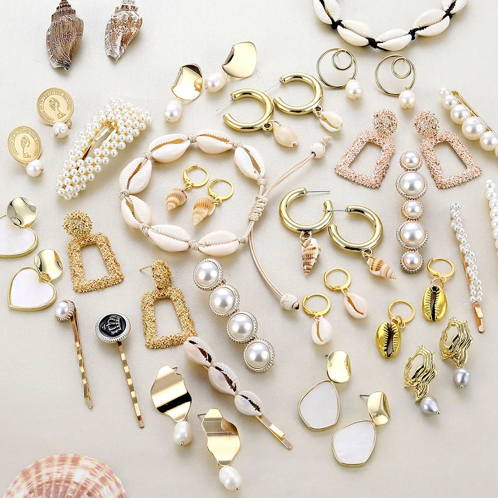 Женские серьги в виде морских ракушек круглые геометрические золотистого цвета