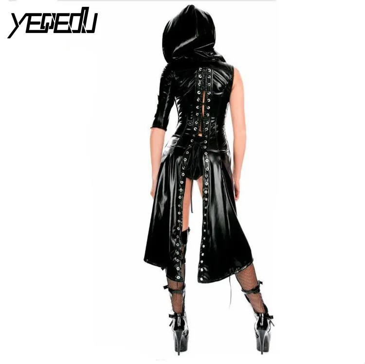 Женское боди из искусственной кожи #0836 черное обтягивающее с накидкой размера