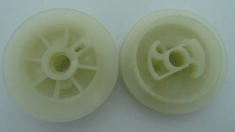 

2PCS chainsaw parts starter pulley for MS180 chainsaw
