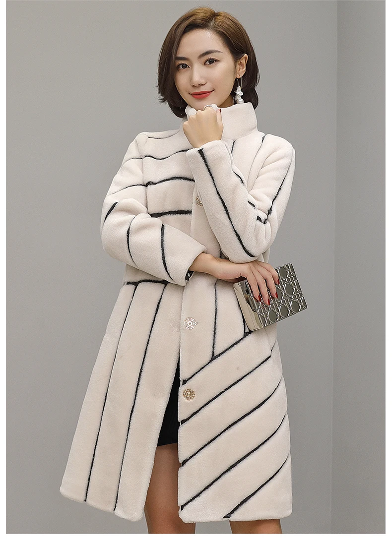 New Striped Coat Mouton Coat for Woman female tonfur Fur Coat Women's winter jackets real fur wool fur coats HF468