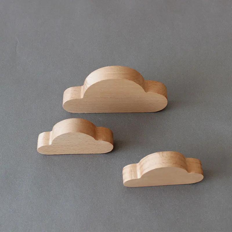 Цена 2 шт. дерево наклейки для холодильника на магните милым изображением облачка, в форме молнии 3D стены палочки дверные Крючки держатели ключей