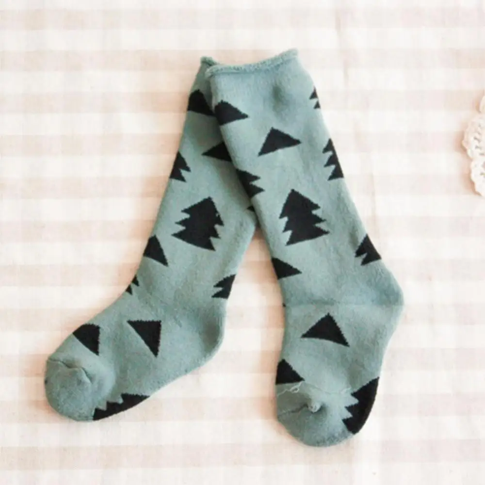 2016 новый хлопок колен-высокие носки детей в трубке печать красочные малышей зима