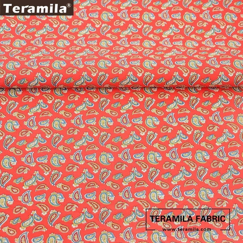 Teramila хлопок поплин Ткань Красный Жира четверти метра печатные абстрактные