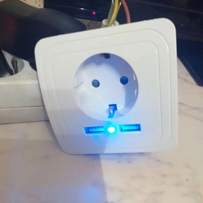 Двойной USB порт настенное зарядное устройство адаптер зарядка 2A настенное зарядное устройство адаптер штепсельная розетка ЕС розетка