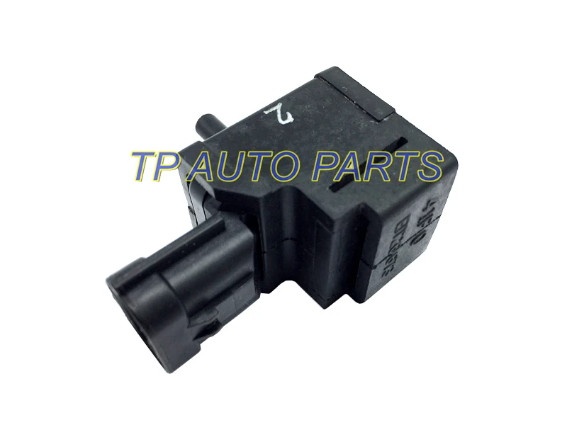 Датчики давления карты массового расхода воздуха для 03-09 Suzu-ki SV650 OEM 41F0 EiT26673 |