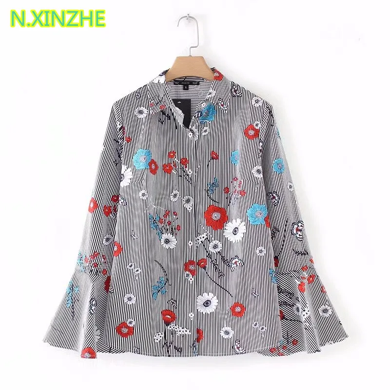 2018 women clothing flare sleeve lapel print striped shirt Tops Female high street casual loose cotton blouses C2374 |